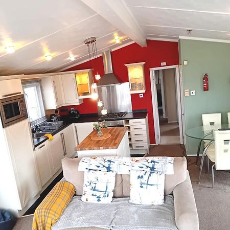 19 Park Views Just Outside Penrith For Holidays And Short Breaks Please No Commercial Vans Thankyou High Hesket Exterior photo